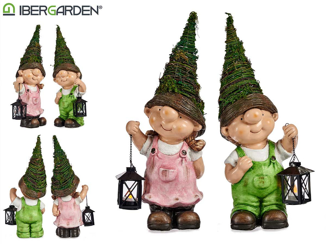 Asst 2 Polyresin Gnome With Lantern