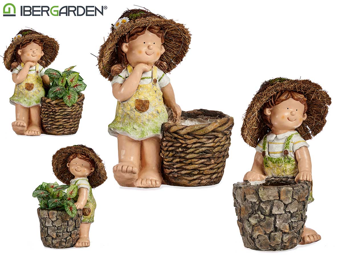 Asst 2 Polyresin Child With Hat And Flowerpot