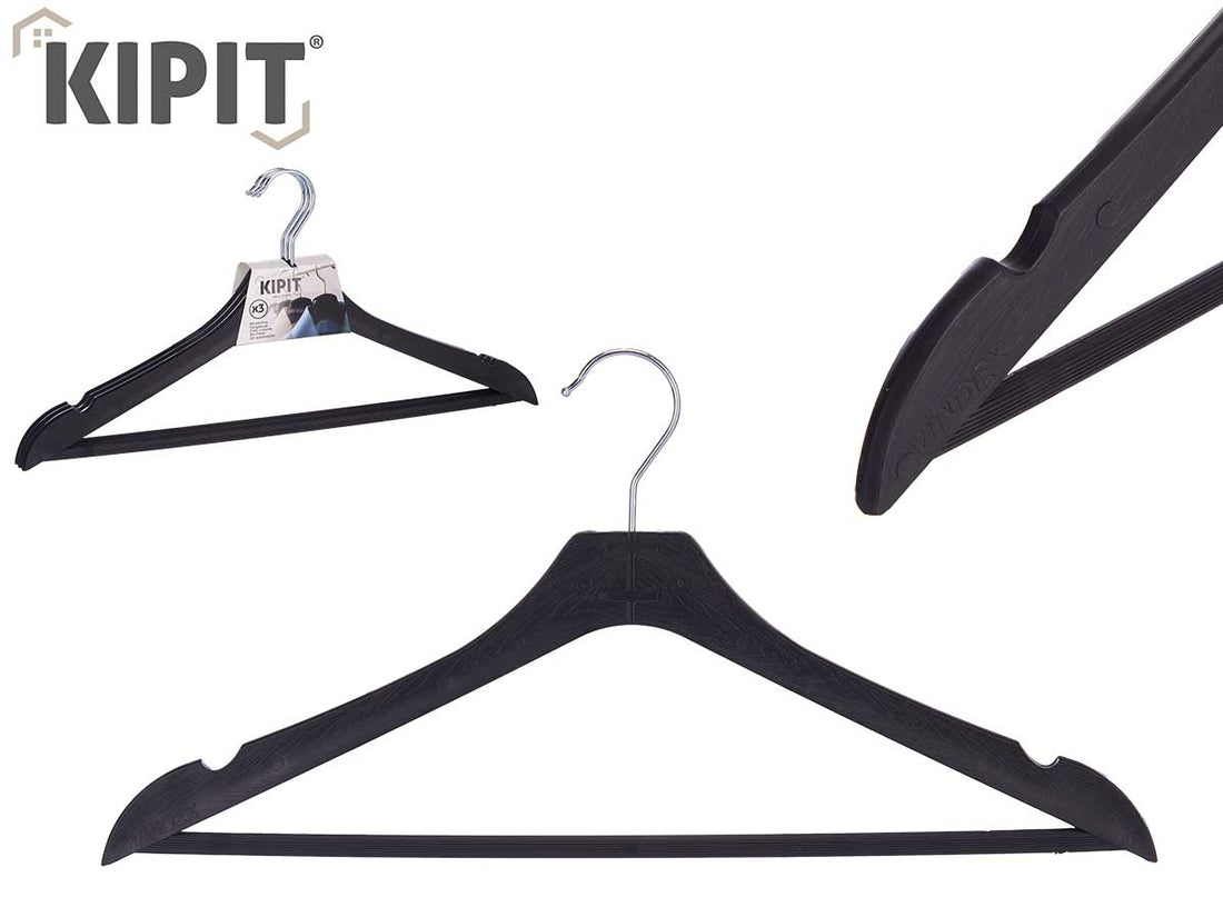 Set 3 Black Plastic Hangers