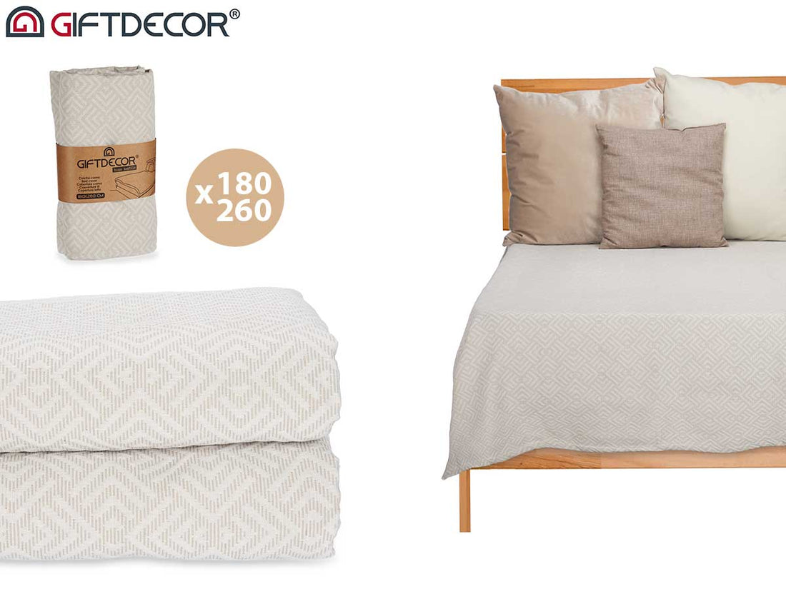 Beige Geometric Pattern Bedspread 180 x 260 cm